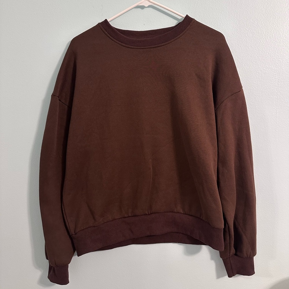 Brown Crewneck Sweatshirt Medium